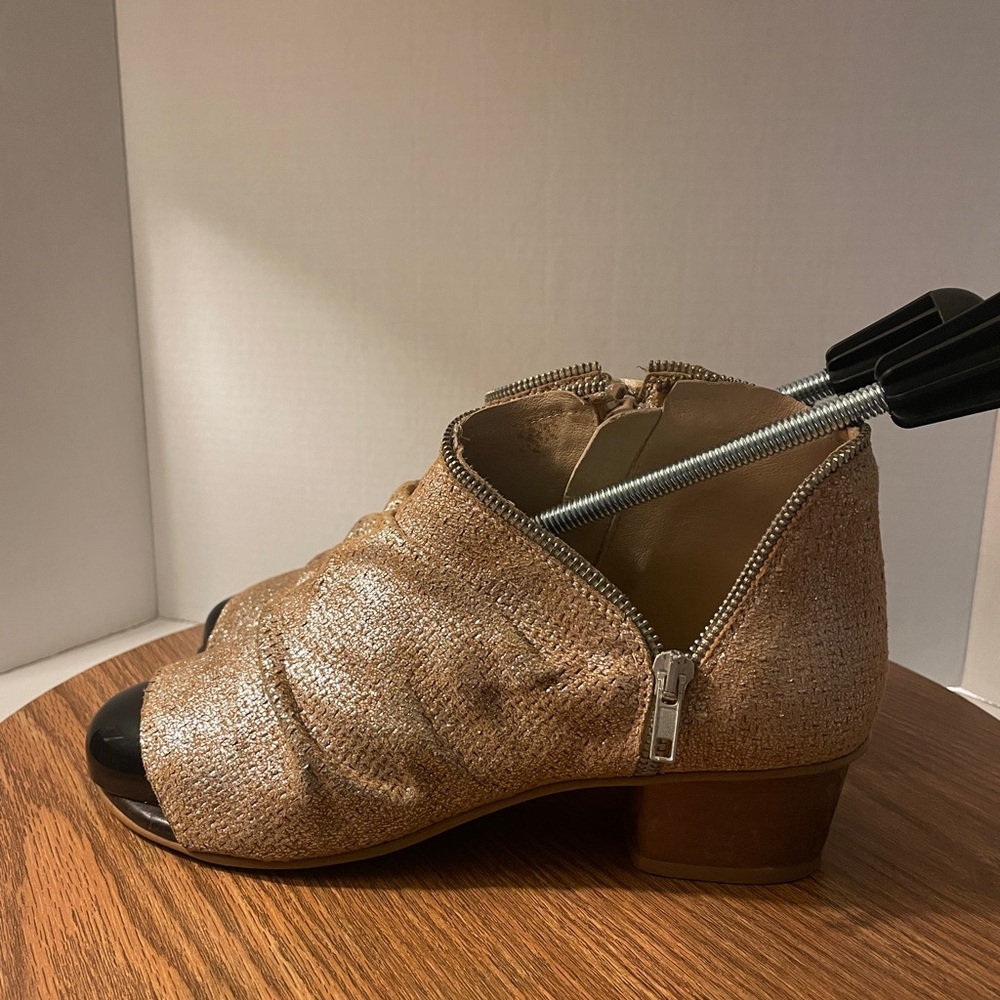 Unity in Diversity Brown Gold Metallic Leather Side Zip Sandal